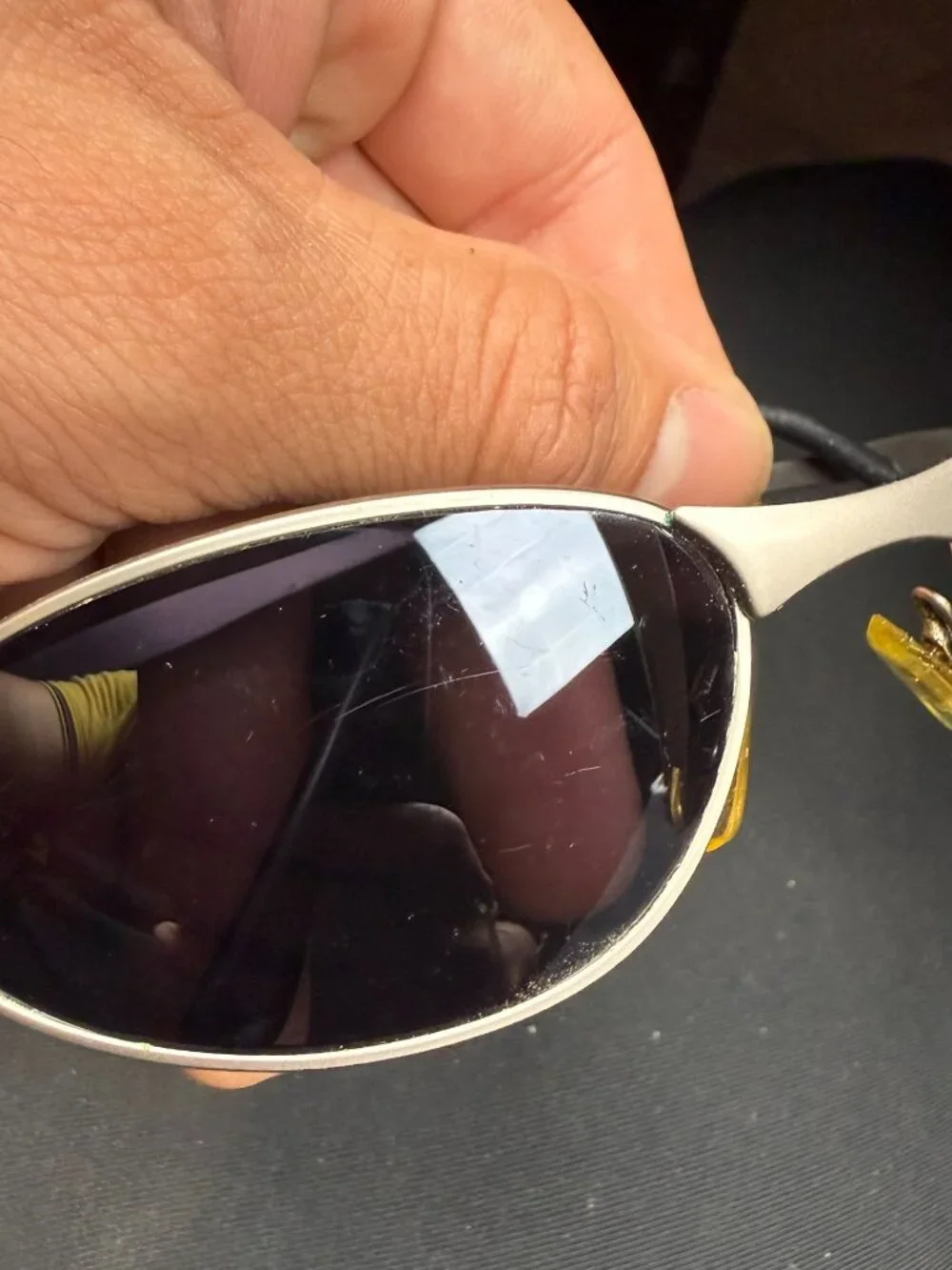 Men's Vintage Style Silver Frame Sunglasses - DAMAGE: Scratches on Lens